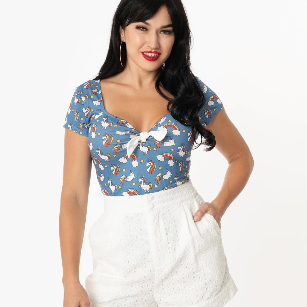 Unique Vintage Unicorns & Rainbows Sweetheart Rosemary Top